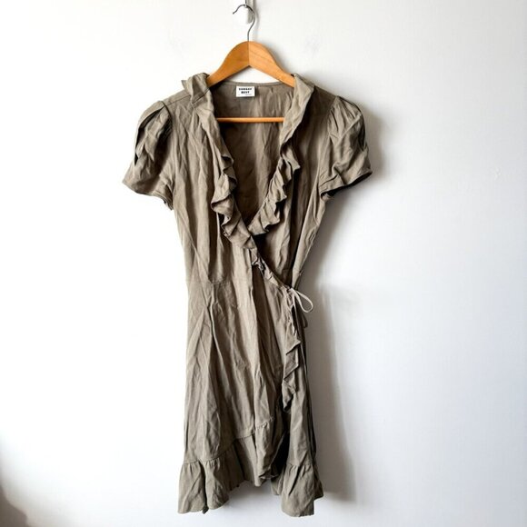 Aritzia Sunday Best New Ruffle Wrap Dress Dry Basil Green Size Small - Picture 2 of 6